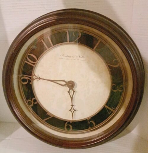 Vintage Sterling And Noble Wooden Hanging Wall Clock In Good Condition