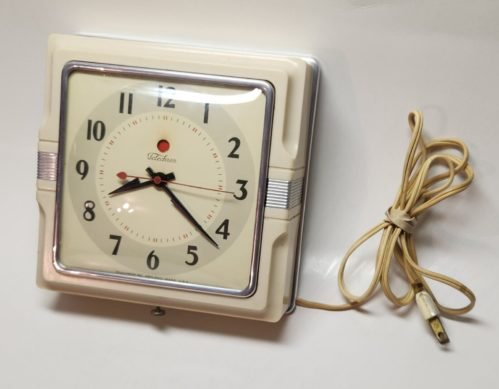 Vintage Telechron Wall Clock "Cafe" Model 2H11