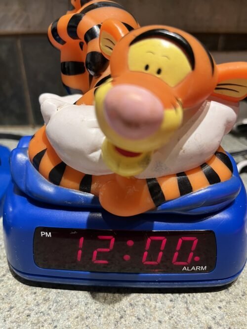 Vintage tigger Digital Alarm Clock & Nightlight Works Battery Backup