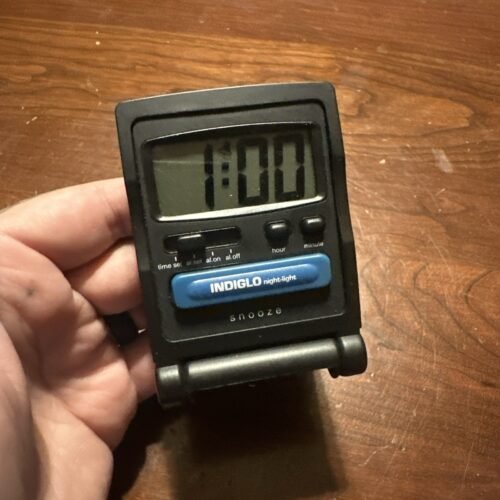 Vintage Timex INDIGLO Night Light Folding Travel Digital Alarm Clock