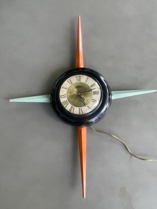 Vintage United #86 Mid Century Modern Star Burst Wall Clock