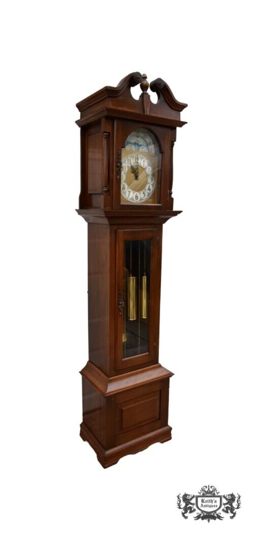 Vintage Walnut Traditional Style Grandfathers Clock
