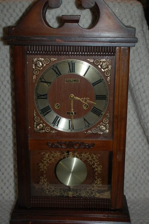 VINTAGE WANGJA WOOD PENDULUM CHIMING MANTLE CLOCK WORKS