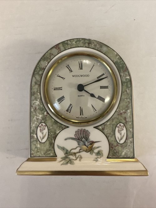 Vintage Wedgwood Bone China Humming Birds Decorative Shelf Mantel Desk Clock