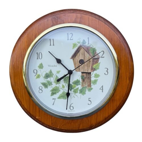 Vintage WESTCLOX birdhouse 10" quartz solid wood frame wall clock. USA. Tested!