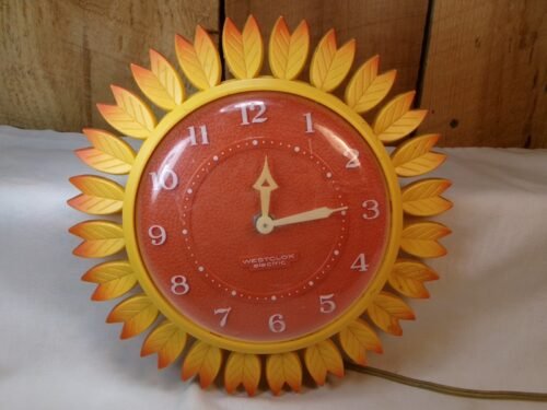 Vintage Westclox Electric Orange and Yellow Leaf Feather Wall Clock Working