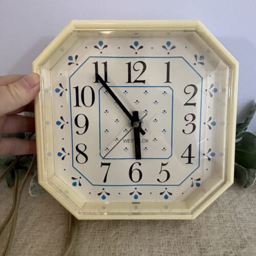 Vintage Westclox Elise Wall Clock Model 26719 USA Farmhouse Blue Flower Cottage
