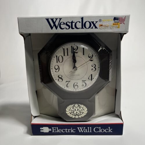 Vintage Westclox Model 26261 Class Time Brown Faux Wood Electric Wall Clock