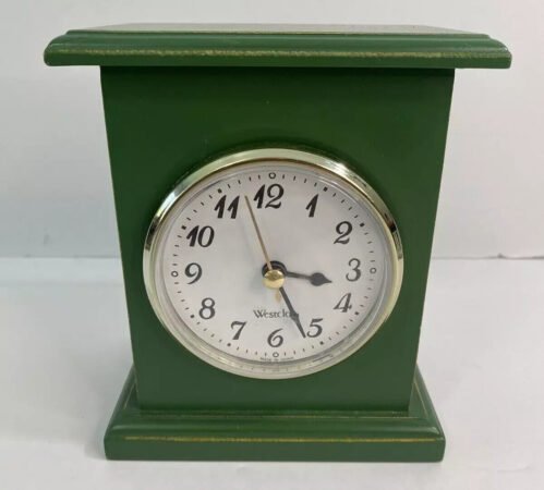 Vintage Westclox Quartz Clock 1992 Wood Small Desk Shelf Mantle Table Clock WORK