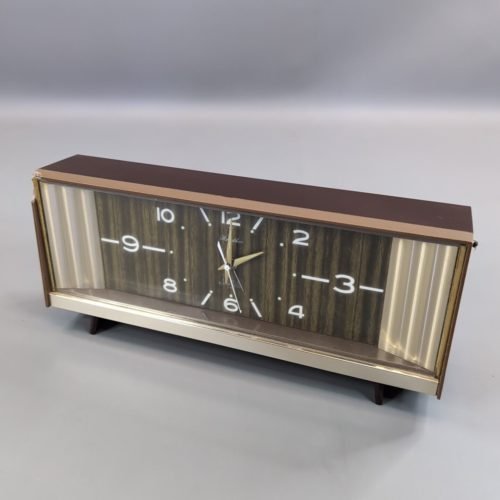 VINTAGE Wind Up Alarm Clock Rhythm Made In JAPAN Mid Century Works 60s 70s Retro