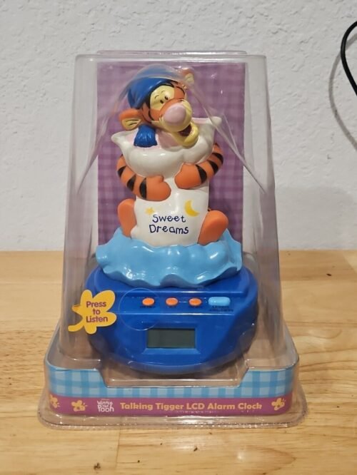 Vintage Winnie The Pooh Talking Tigger Lcd Alarm Clock New In Package