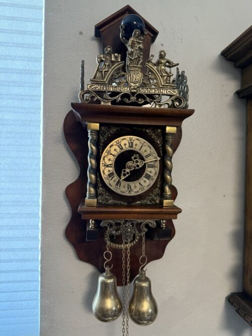 VINTAGE ZAANDAM ZAANSE DUTCH WALL CLOCK HUBERT HERR 8 DAY SERVICED