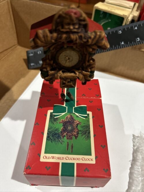 Vtg 1984 Hallmark Keepsake "Old World Cuckoo Clock" Ornament EUC QX455-1