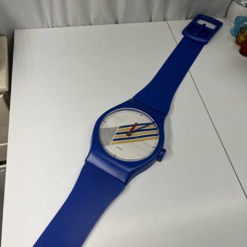 VTG 80’s Quartz Jumbo Oversized Plastic Blue Watch Wall Clock Made in Taiwan EUC