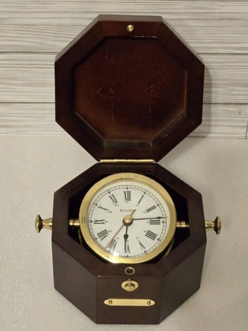 VTG Bulova Quartz Maritime Nautical Gimballed Lidded Wood Box Ship Clock B7910
