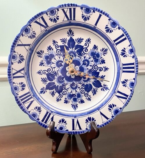 Vtg Delft Holland 10" Plate Wall Clock Scalloped Floral Decor Junghans Working