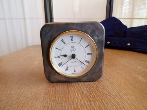 Vtg desk International Silver Company Quartz Silver Plated Cubic Clock Works