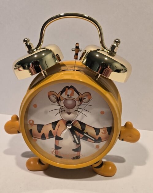 VTG Disney Tigger alarm clock Disney World Arms Move Winnie The Pooh Tigger