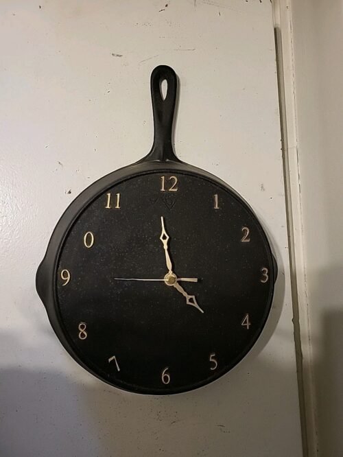 VTG Handmade Black Cast Iron Skillet #9A Clock Battery Operated Working