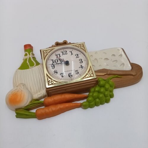 Vtg Home Interiors 1973 New Haven Kitchen Wine, Cheese, and Grapes Wall Clock
