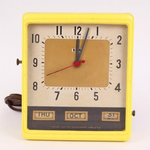 VTG LUX Electric Wall Clock Calendar Yellow Plastic Case Waterbury Conn Day Mont