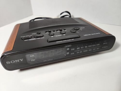 VTG Sony Dream Machine ICF-C430 Dual Alarm Clock Radio Woodgrain Retro -TESTED