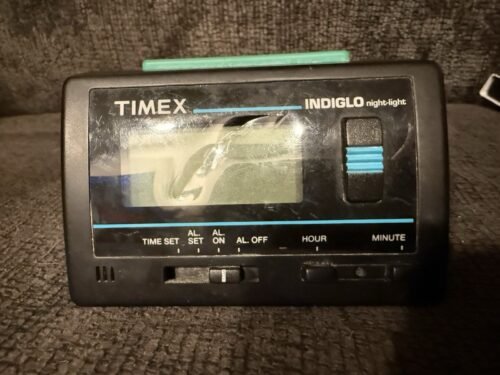 Vtg Timex Indiglo Blue Night Light Travel Digital Alarm Clock