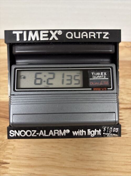 Vtg Timex Quartz LED Alarm Travel Clock with Night Light Button Original Case