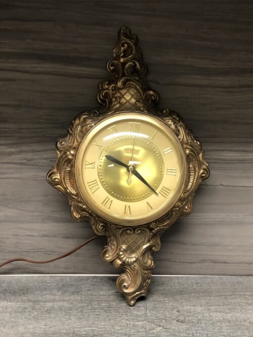 VTG United Clock Corp Brass Clock Ornate Gold Tone Wall Hanging Works 16”