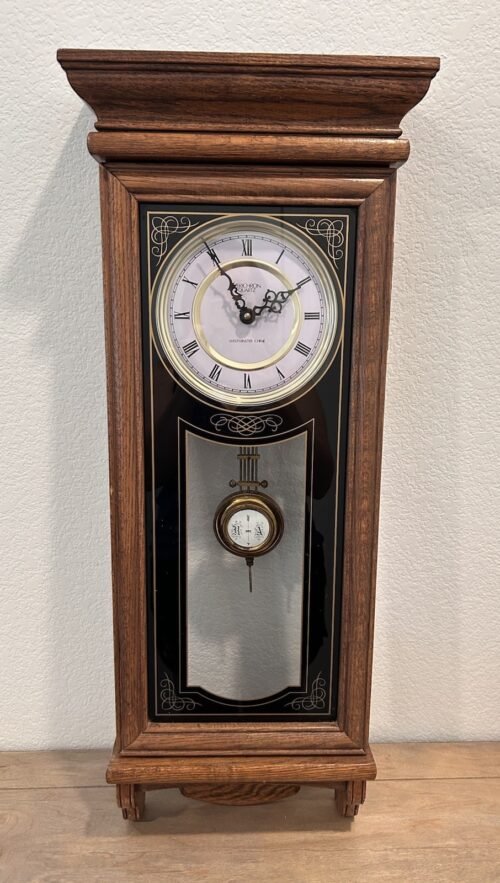 VTG VERICHRON QUARTZ WESTMINTER CHIME HANGING PENDULUM WALL CLOCK See Note