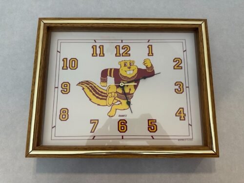 Wall Clock - Minnesota Golden Gophers - Goldy - 14" x 11"