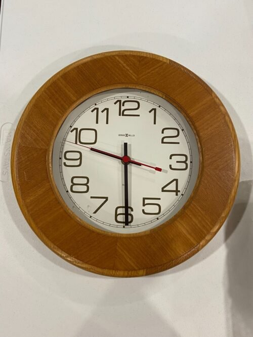 Wall Clock Howard Miller 14" Vintage Mid Century Oak Model 622-421