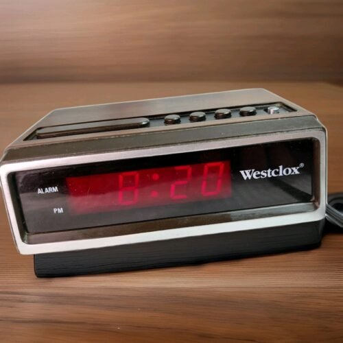 Westclox Alarm Clock-Home or Travel-9V Battery Back Up-1990's-Vintage