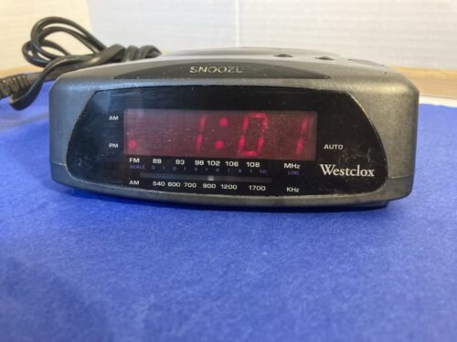 Westclox AM FM Digital Alarm Clock Radio Model # 80181 Tested And Works Rare