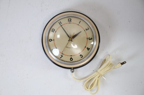 Westclox Manor wall clock 7" model S4-A