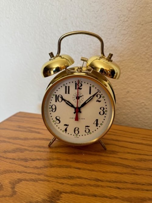 Westclox Twin Bell Top Alarm Clock Quartz Analog Dial Light Gold toned Estate