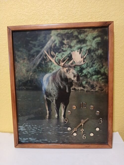 Wildlife Moose Wall Clock 17 X21 Battery Operated Tested Works Great