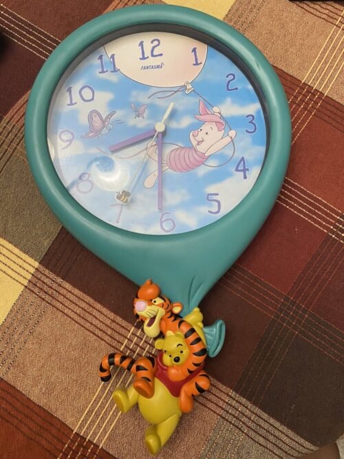 Winnie the Pooh Tigger Piglet Fantasma Wall Clock Decor Vintage