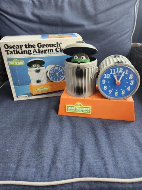 Working 1978 Sesame Street Oscar the Grouch Talking Alarm Clock, Box, Tics,Talks
