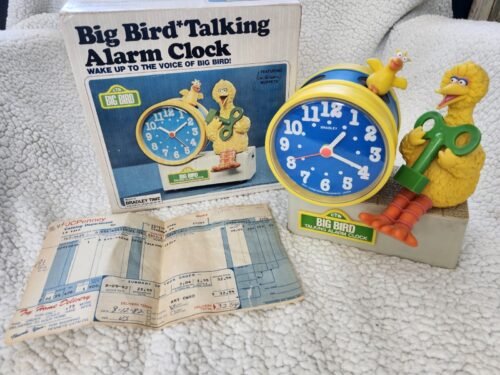 Working Sesame Street Big Bird Talking Alarm Clock, Box, Green Key, Packing.