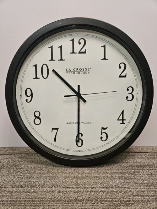 WT-3143A La Crosse Technology 14" Atomic Analog Wall Clock